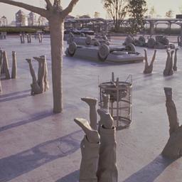 Installation, upside down, ...