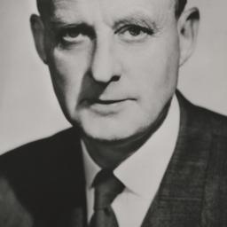 Middle-aged Reinhold Niebuhr