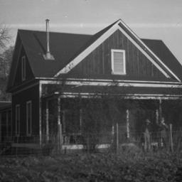 Native American Home, Round...